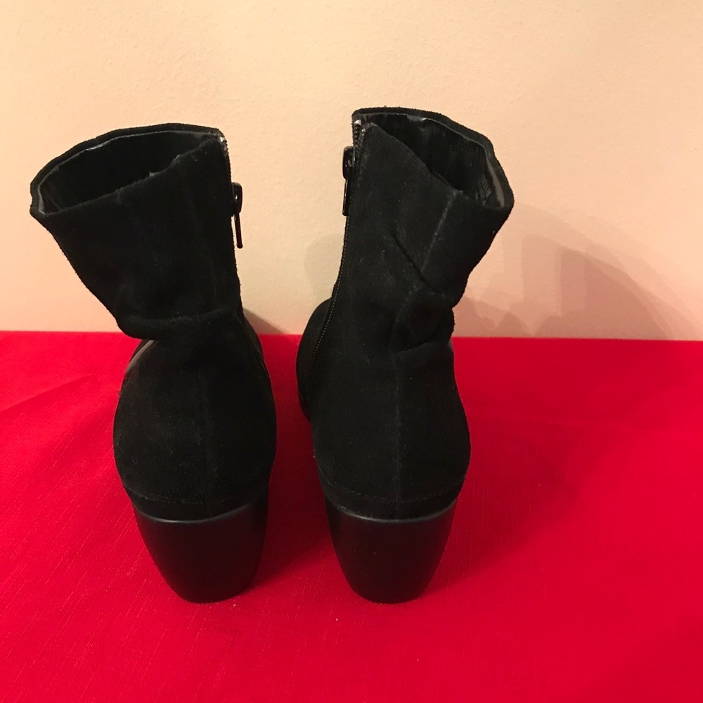 Andrew Geller Magnolia Boots - Picture 2 of 6